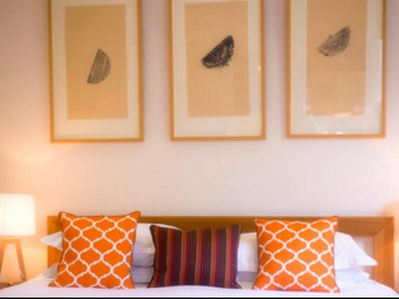 Twofourtwo Boutique Apartments Лонсестън Екстериор снимка